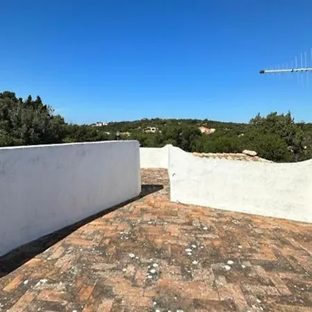 Con Terrazza Panoramica. *